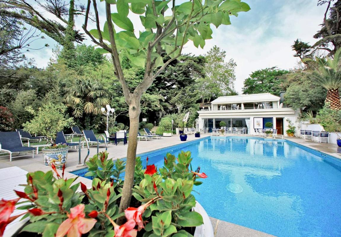 Parc Victoria Hotel 圣让－德吕兹 外观 照片
